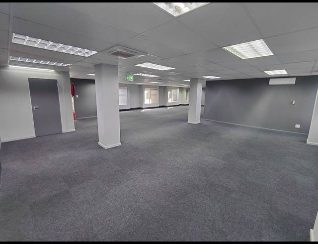 248M² OFFICE TO LET IN KYALAMI